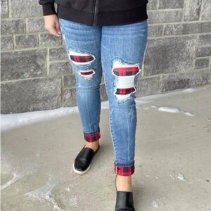 Judy Blue Medium Blue Skinny Fit Jeans Distressed Flannel Buffalo Plaid Size 13